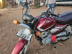 TVS HLX 125 2019 Red