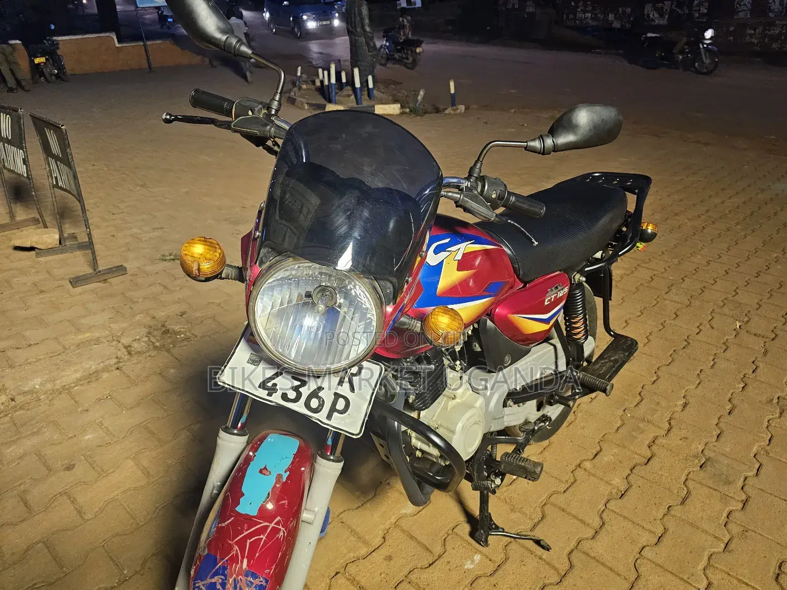 Bajaj Boxer 125 2023 Red