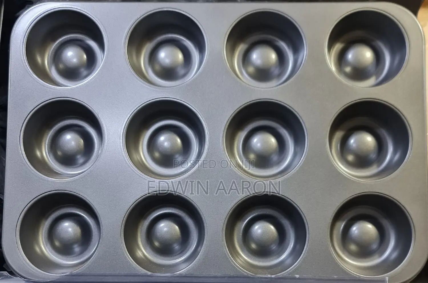 12 Holes Non-Stick Donut Mould Tray