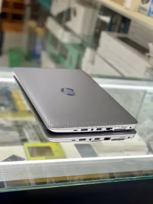 Laptop HP EliteBook 820 G4 8GB Intel Core I5 HDD+SSD 256GB
