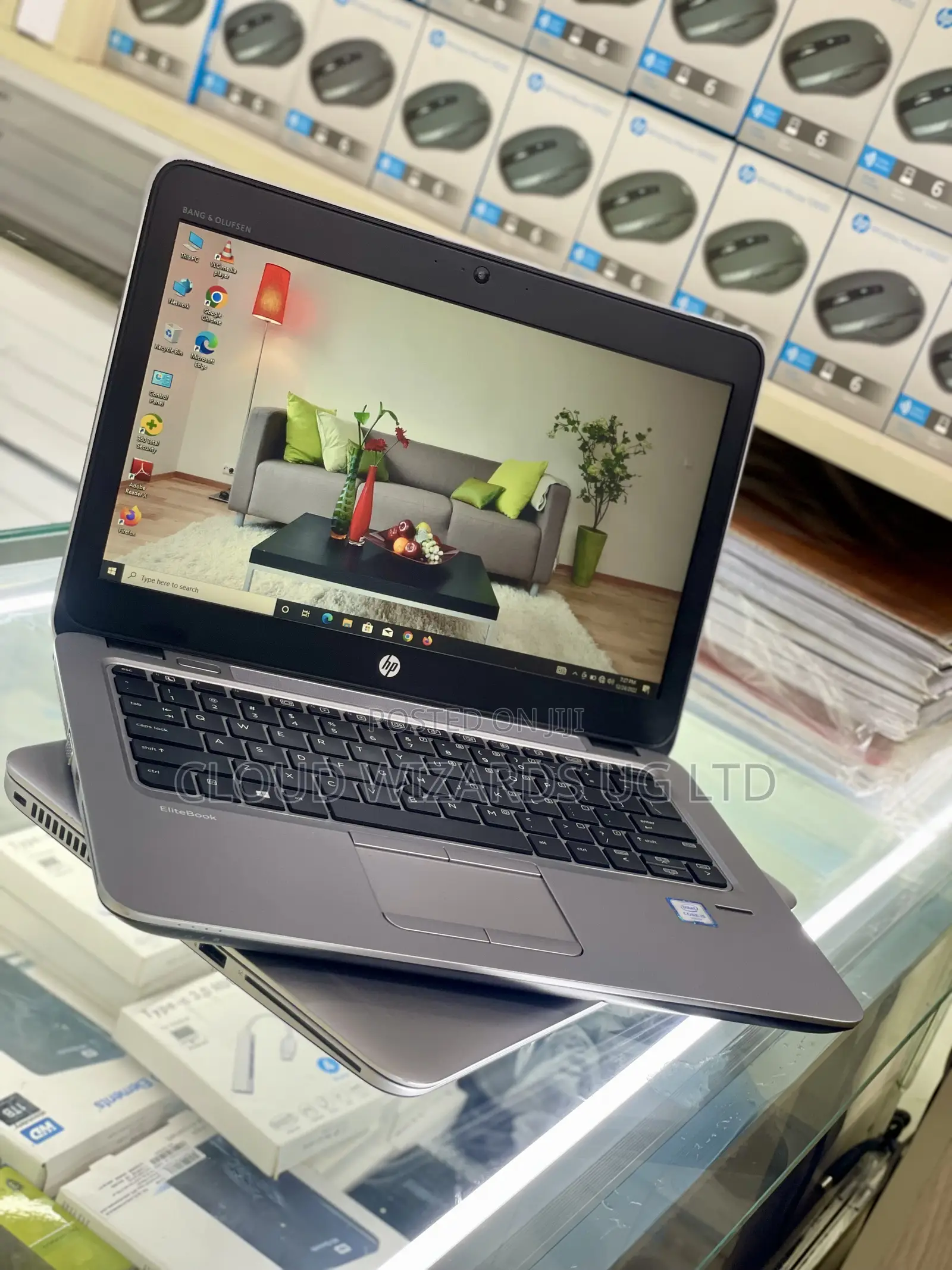 Laptop HP EliteBook 820 G4 8GB Intel Core I5 HDD+SSD 256GB