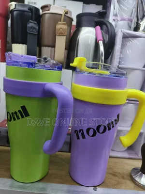 1100ml Large Capacity Insulated Water Bottle