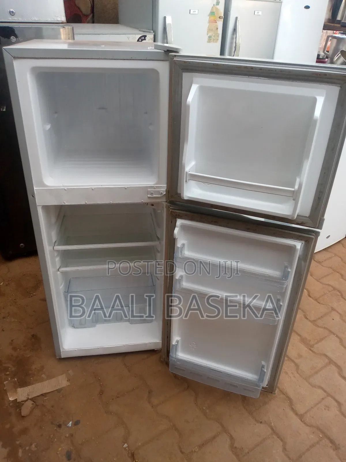 Fridge/Adh (135)Litres