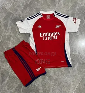 Superb Arsenal Home Jersey. Full Kit