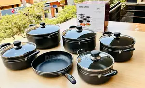 Black Saucepan Dishes Tornado