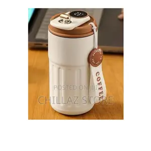 Smart Thermos Coffee Mug With Temperature Display.