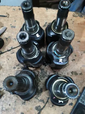 Inner Constant Velocity Joints for Saloon and SUV Cars.