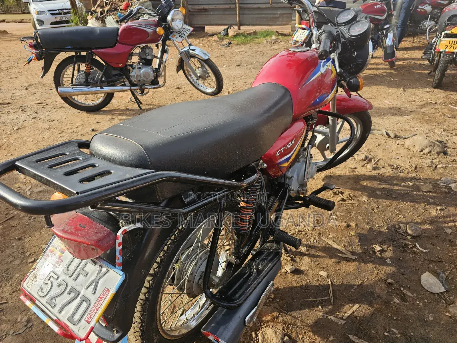 Bajaj Boxer 125 2023 Red