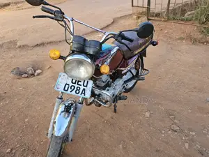 Bajaj Boxer 2018 Red