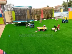 Verticle Artifical Turf