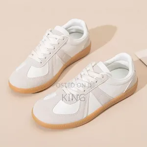 Swift Women's Sneakers