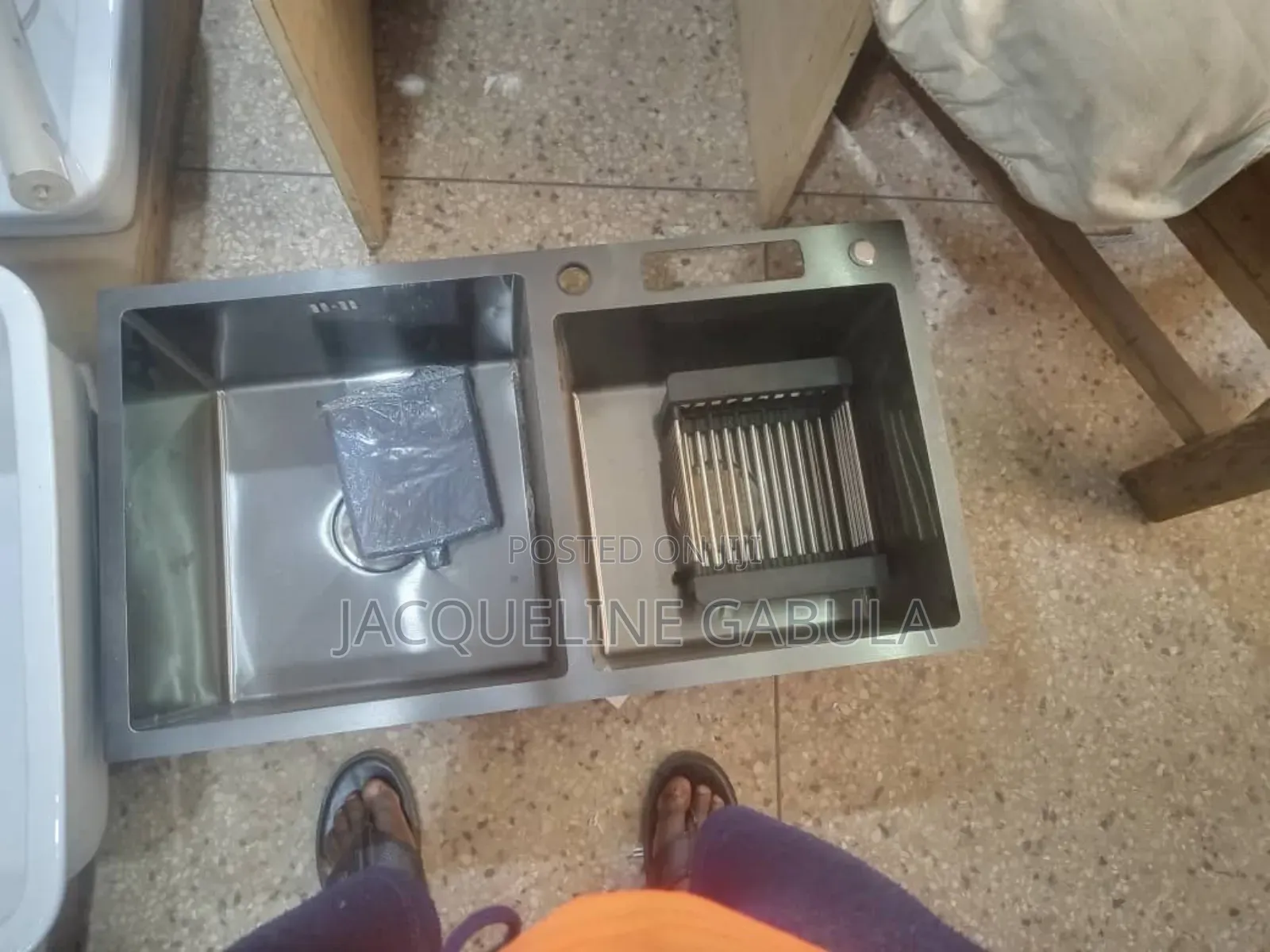 Kitchen Sink Modern Design