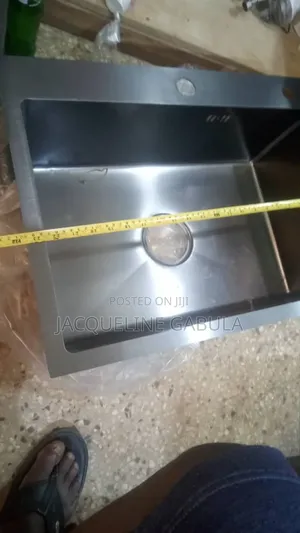 Kitchen Sink Modern Design