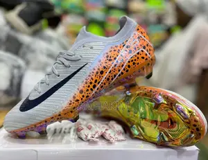 New Nike Air Zoom Mercurial Vapour in Stock