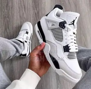 Original White/Black Air Jordan 4 Retro Sneaker