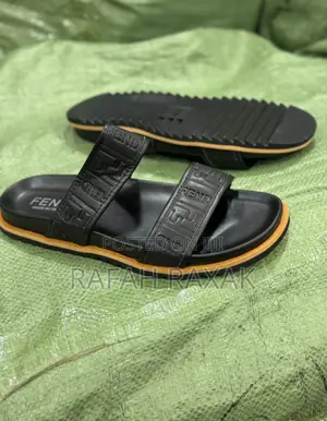 Original Classic Men’S Fendi Double Strap Leather Sandals