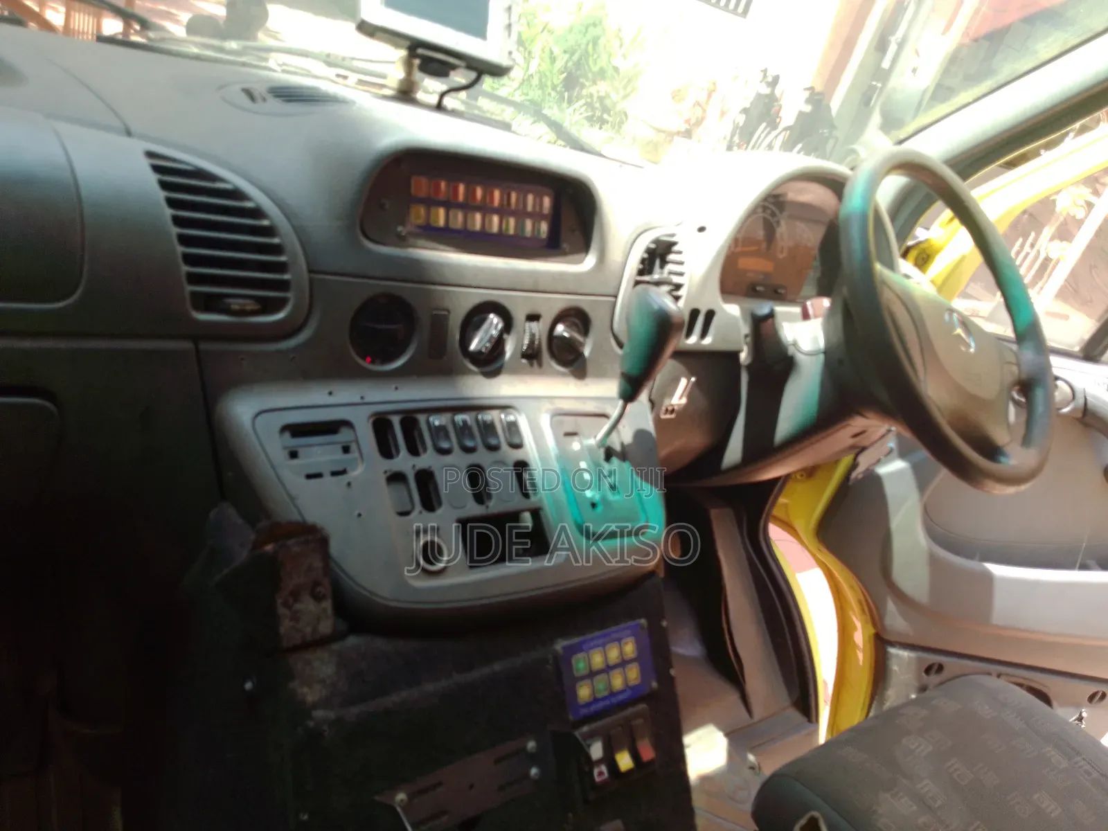Mercedes-Benz Sprinter 2006 Yellow
