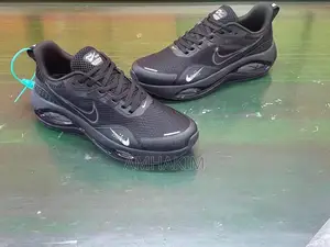 New Nike Air Max Windflow V2 Runners in Stock