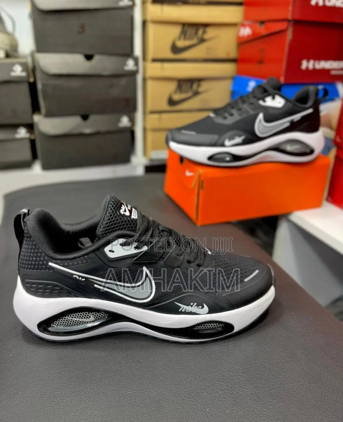 New Nike Air Max Windflow V2 Runners in Stock