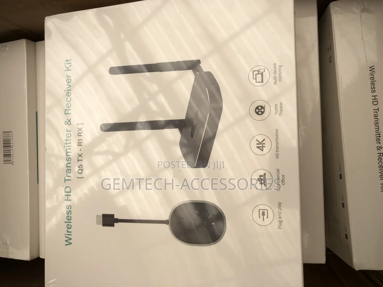 Wireless HDMI Transmitter and Receiver