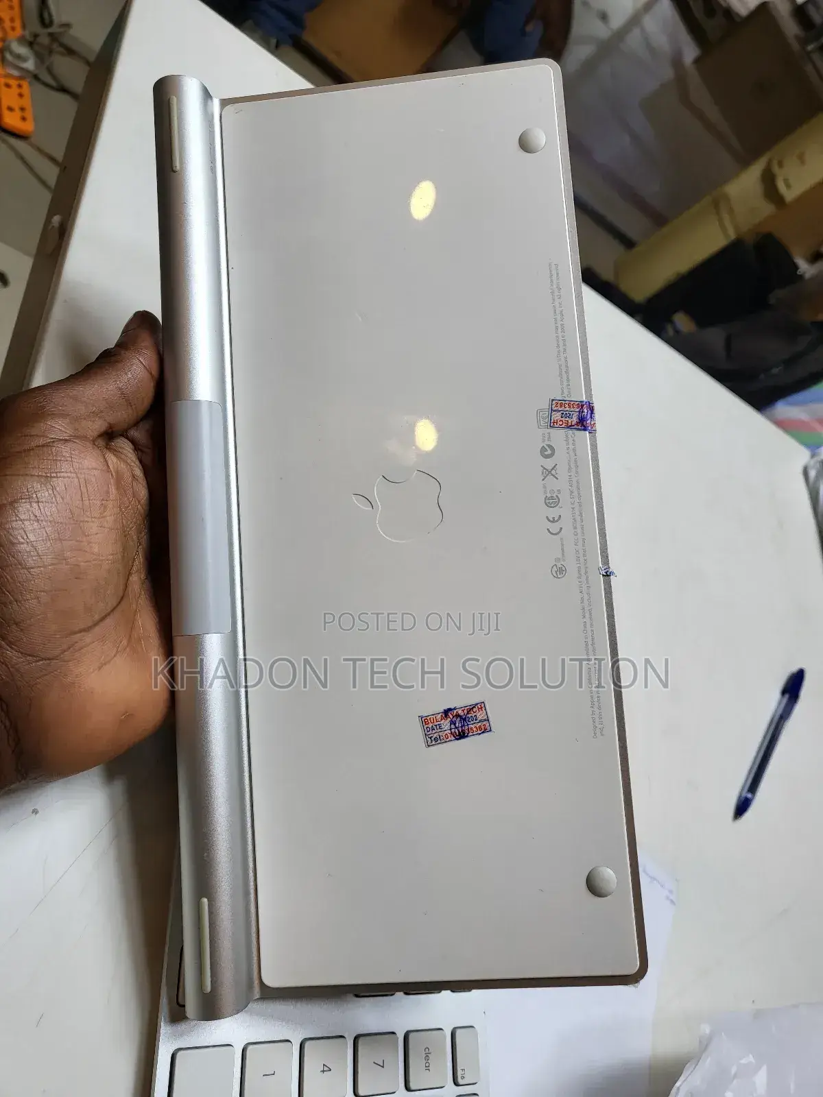 Apple Magic Keyboard 1 Wireless One Bluetooth for Battery