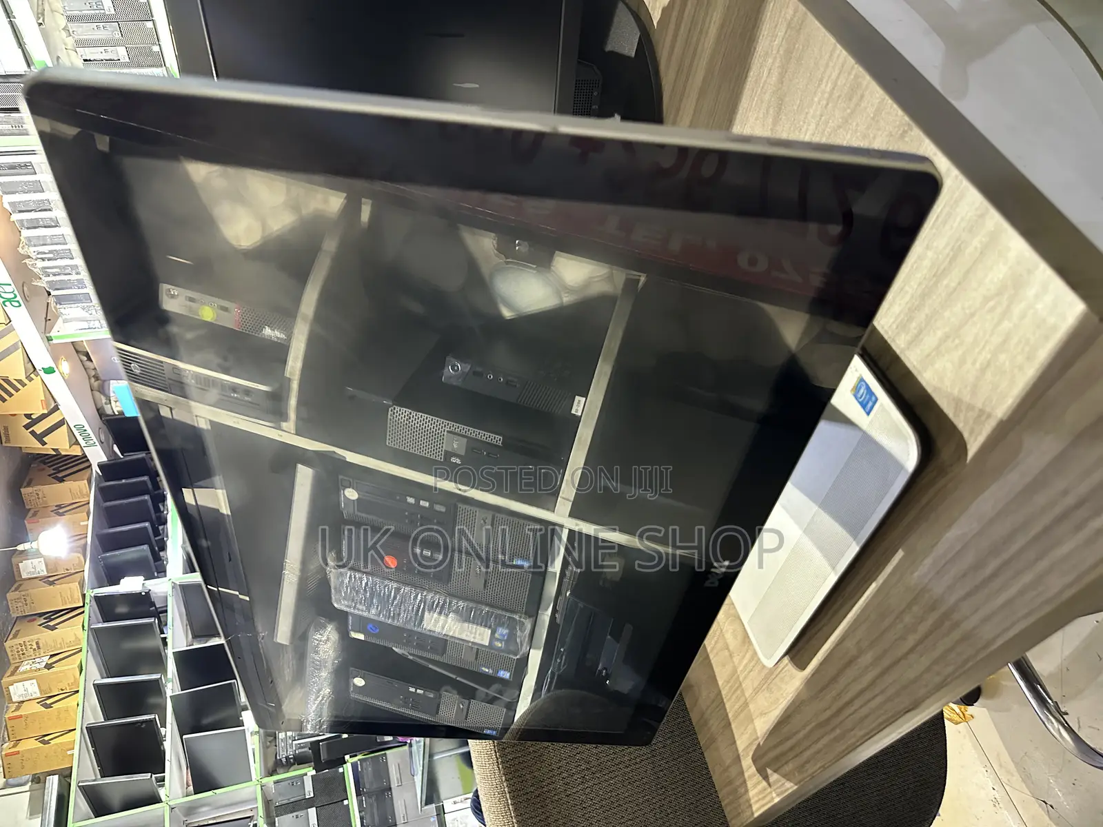 Desktop Computer Dell Inspiron 24 5000 4GB Intel Core I5 HDD 500GB