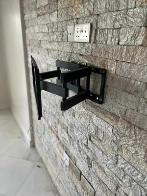 Full Motion TV Wall Mounting
