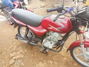 Bajaj CT 110X 2022 Red
