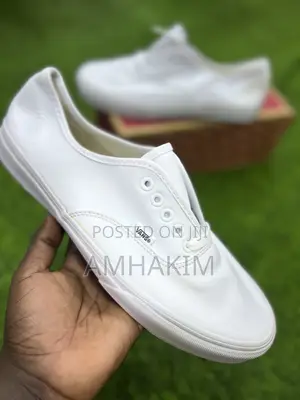 New Mens White Leather Vans in Stock