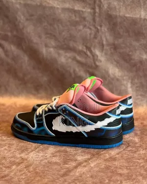 Swift Nike Sb Dunklow Venom