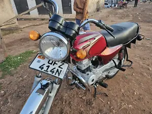 Bajaj Boxer 2024 Red
