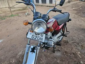 Bajaj Boxer 2023 Red