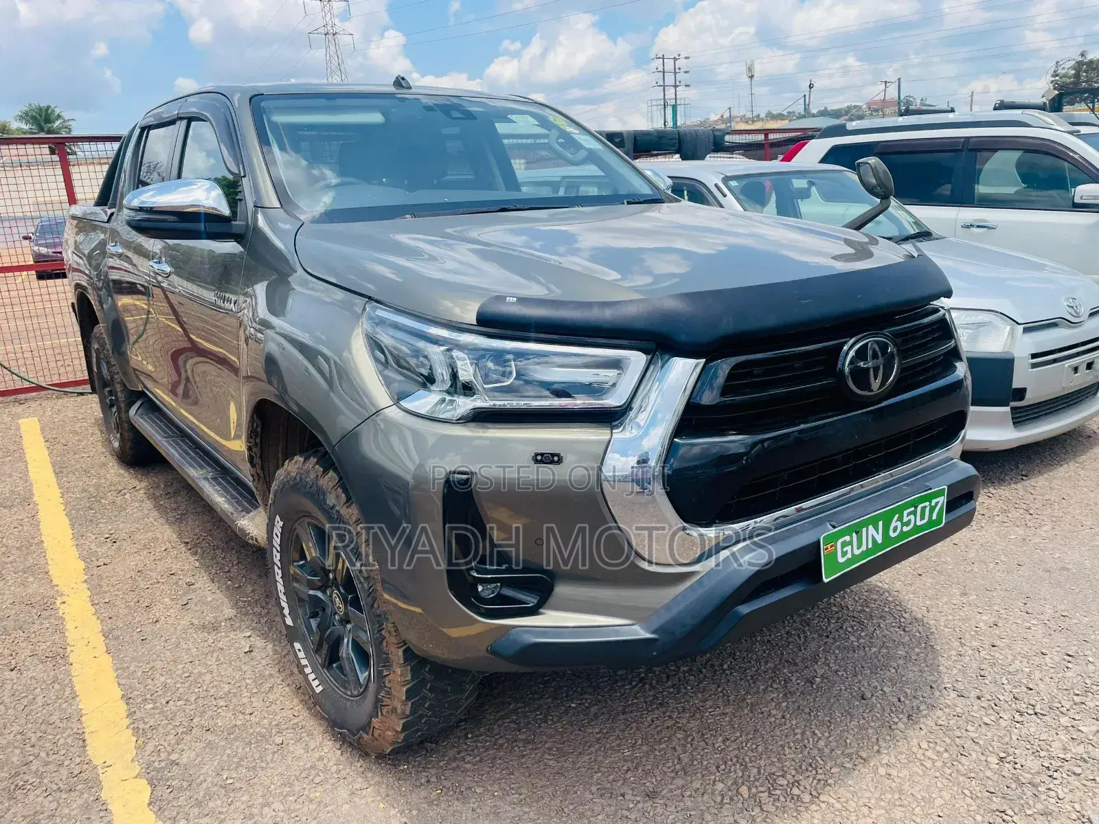Toyota Hilux 2021 Gray