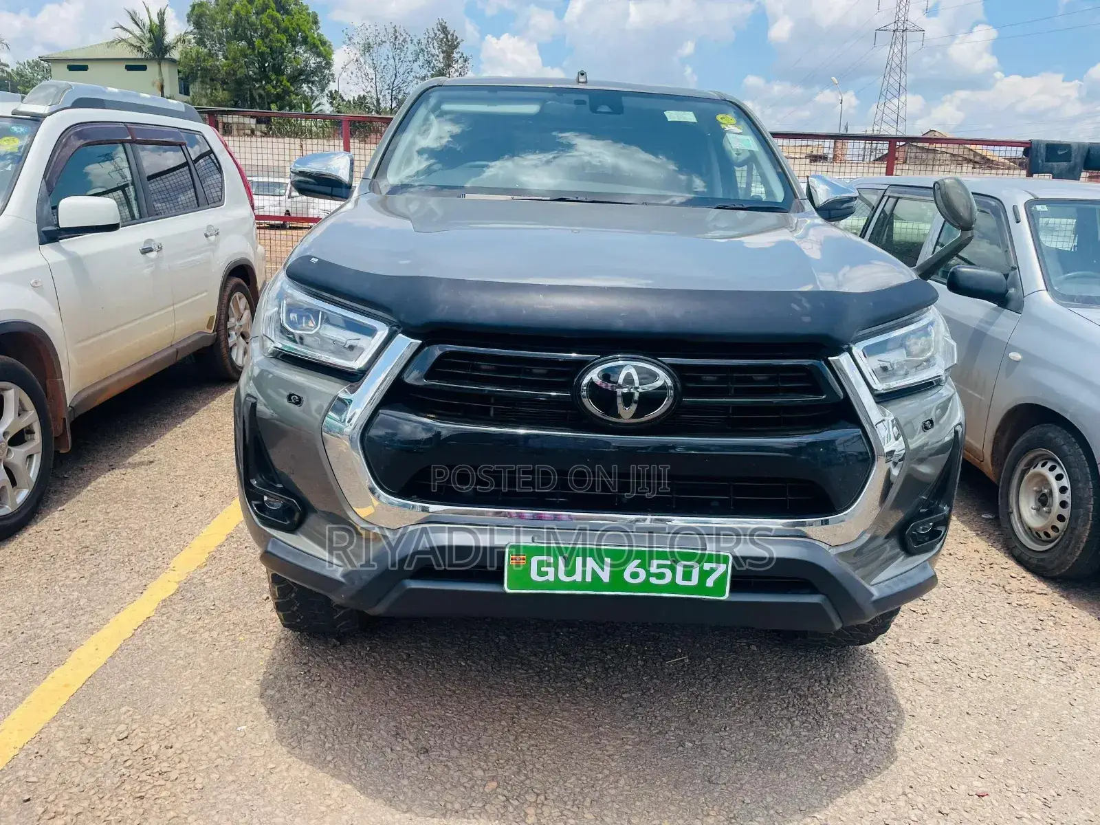 Toyota Hilux 2021 Gray