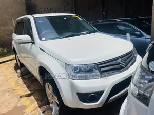 Suzuki Escudo 2015 White