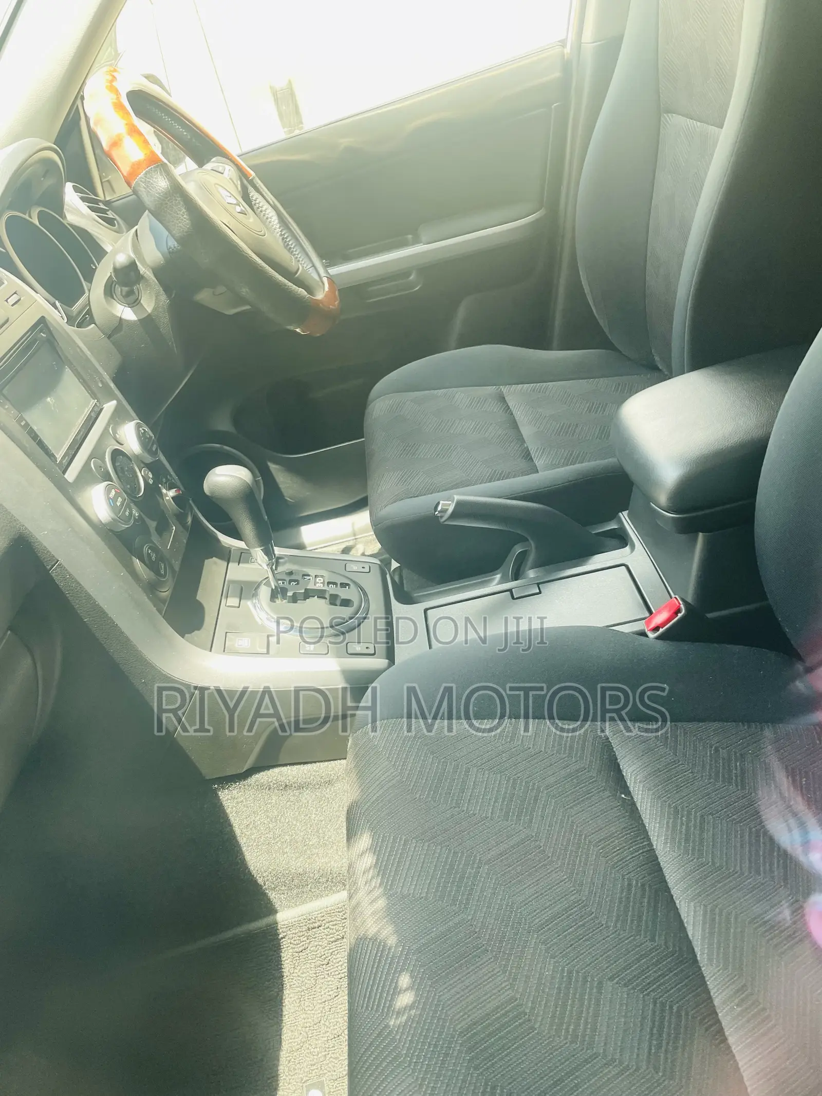 Suzuki Escudo 2015 White