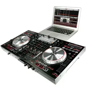Numark Ns6 Professional Dj Controller in Excellent Condition