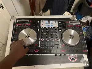 Numark Ns6 Professional Dj Controller in Excellent Condition