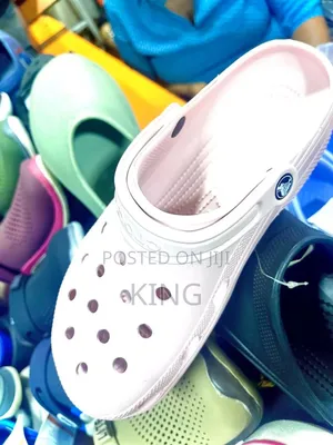 Alhletic Vintage Crocs
