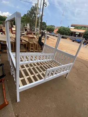 Canopy Bed/3/6 Bed