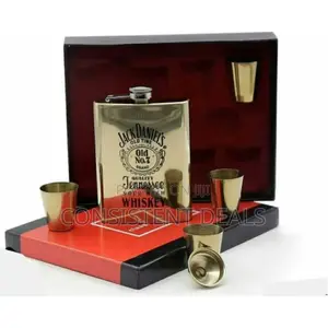Classic Whiskey Hip Flask Set