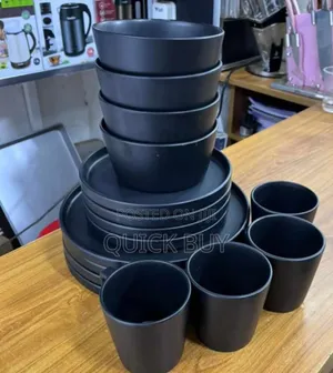 Modern Stylish Dinnerware Plates,Bowls Camping Set 16 PCS