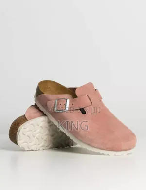 Sooth Birkenstock Clog Candy Pink.