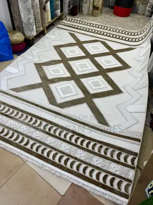Zafar Center Carpets