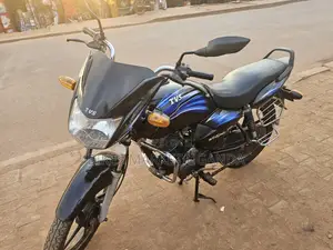 TVS HLX 125 2017 Red