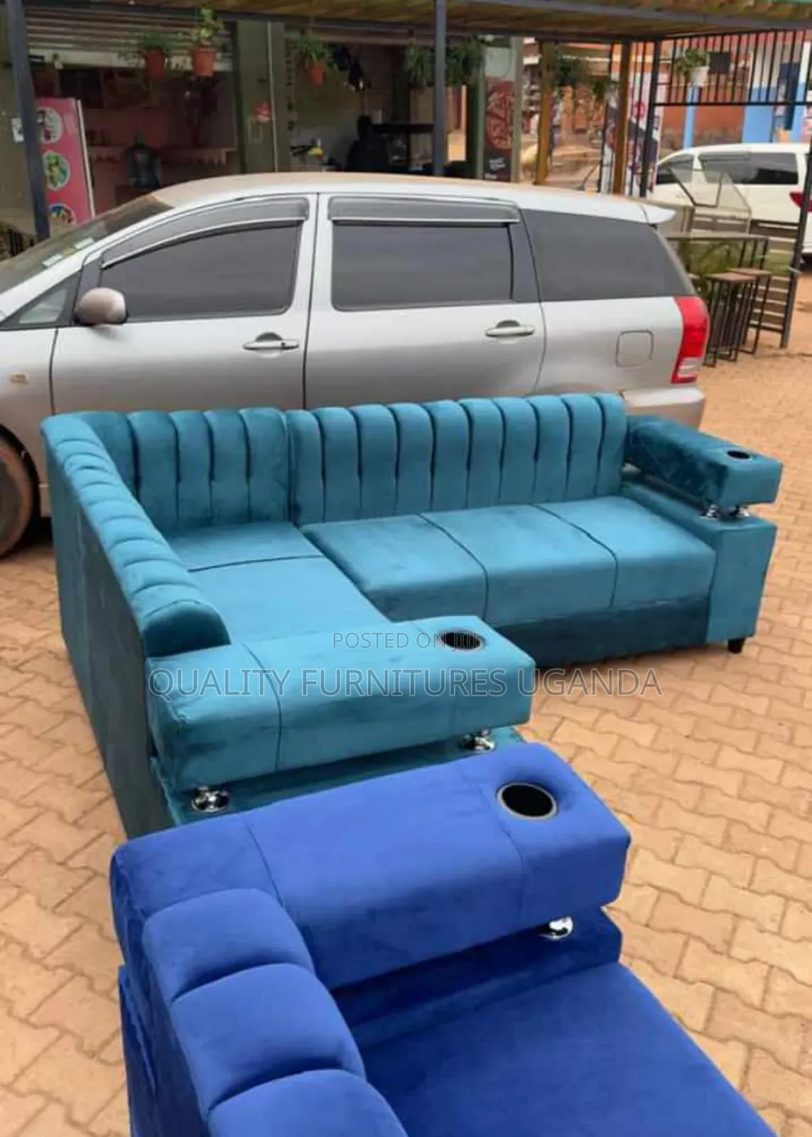 Space Saving Couch in 5 Seaters