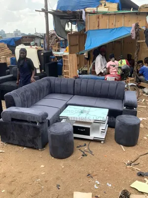 L Shaped in 5 Sitter Available