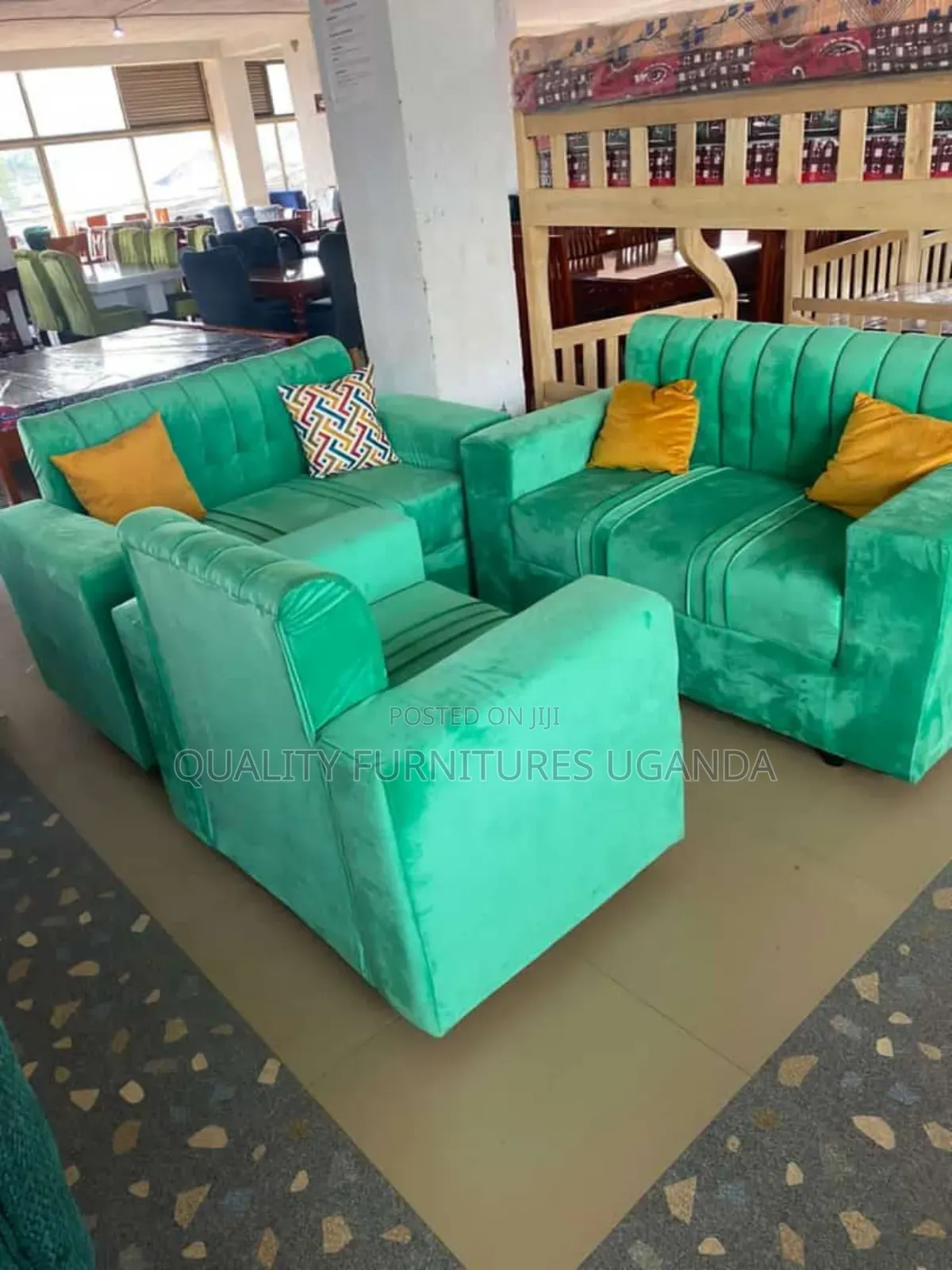 5 Sitter Couch