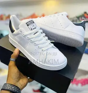 New Adidas Stansmith Sneakers in Stock