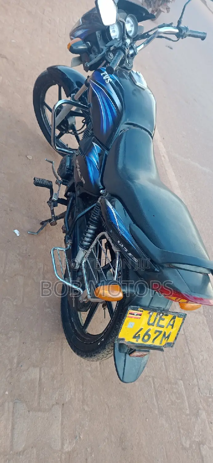 TVS HLX Plus ES 2021 Black